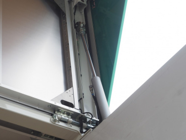 いすゞ ギガ ウイング車 大型 QKG-CYJ77A 年式 H27 [写真12]