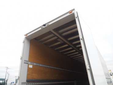 いすゞ ギガ ウイング車 大型 QKG-CYJ77A 年式 H27 [写真27]