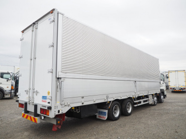 いすゞ ギガ ウイング車 大型 QKG-CYJ77A 年式 H27 [写真05]