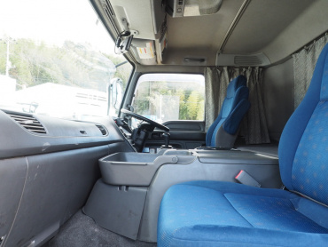 いすゞ ギガ ウイング車 大型 LKG-CYJ77A 年式 H24 [写真42]