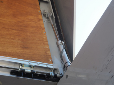 いすゞ フォワード ウイング車 中型 TKG-FRR90T2 年式 H27 [写真12]