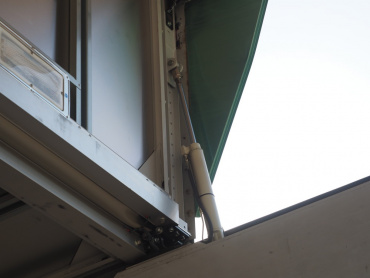 日野 グランドプロフィア ウイング車 大型 QKG-FW1AXBG 年式 H25 [写真11]