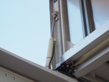 日野 グランドプロフィア ウイング車 大型 QKG-FW1AXBG 年式 H25 [写真12]