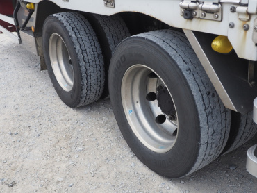 いすゞ ギガ ウイング車 大型 QKG-CYJ77A 年式 H26 [写真53]