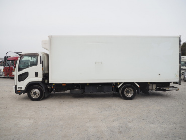 いすゞ フォワード 冷凍バン 中型 TKG-FRR90T2 年式 H26 [写真12]