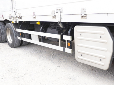 いすゞ ギガ ウイング車 大型 QKG-CYJ77A 年式 H26 [写真13]