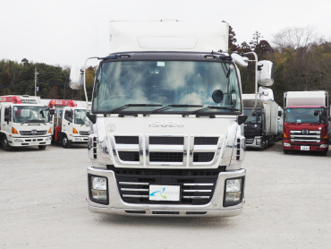 いすゞ ギガ ウイング車 大型 QKG-CYJ77A 年式 H26 [写真03]