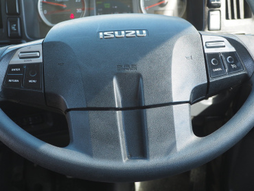 いすゞ ギガ ウイング車 大型 QKG-CYJ77B 年式 H28 [写真18]