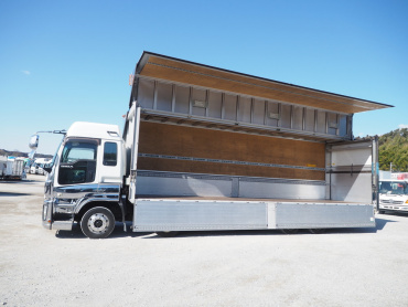 いすゞ ギガ ウイング車 大型 QKG-CYJ77A 年式 H26 [写真22]