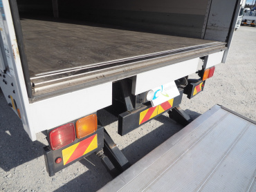 三菱ふそう スーパーグレート ウイング車 大型 QKG-FS54VZ 年式 H26 [写真31]