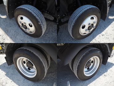 三菱ふそう キャンター バン車 - TKG-FEB50 年式 H27 [写真42]