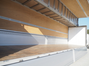 いすゞ ギガ ウイング車 大型 2PG-CYJ77C 年式 H30 [写真24]