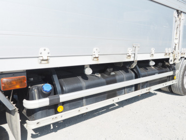 いすゞ ギガ ウイング車 大型 QKG-CYJ77A 年式 H27 [写真15]