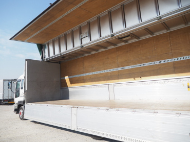 いすゞ ギガ ウイング車 大型 QKG-CYJ77A 年式 H27 [写真19]