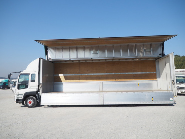 いすゞ ギガ ウイング車 大型 QKG-CYJ77A 年式 H27 [写真16]