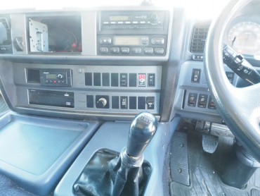 日野 グランドプロフィア ウイング車 大型 BDG-FW1EXYG 年式 H21 [写真32]