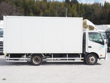 日野 デュトロ バン車 小型 TKG-XZU710M 年式 H26 [写真09]