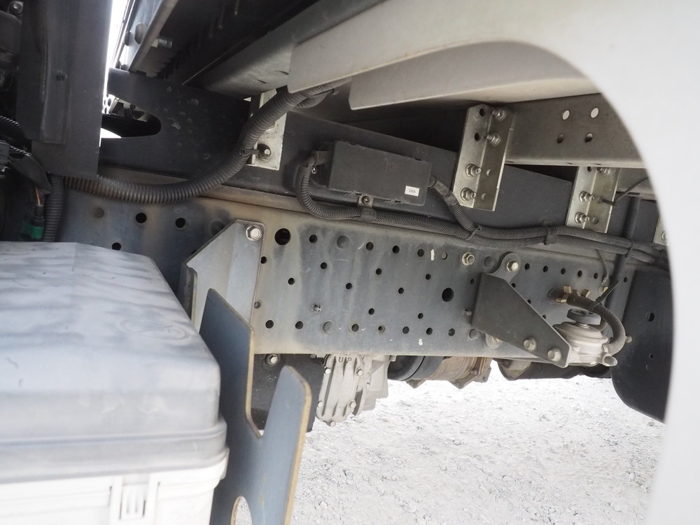 いすゞ エルフ バン車 小型 BKG-NMR85AN 年式 H21[写真44]