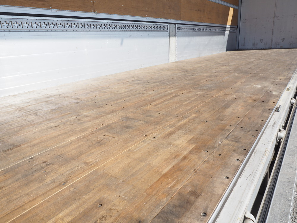 いすゞ ギガ ウイング車 大型 QKG-CYJ77A 年式 H27[写真18]