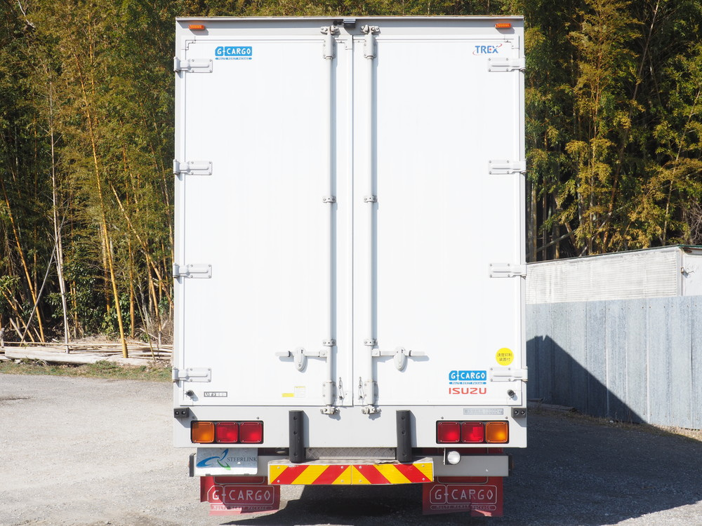 いすゞ ギガ ウイング車 大型 QKG-CYJ77A 年式 H27[写真06]