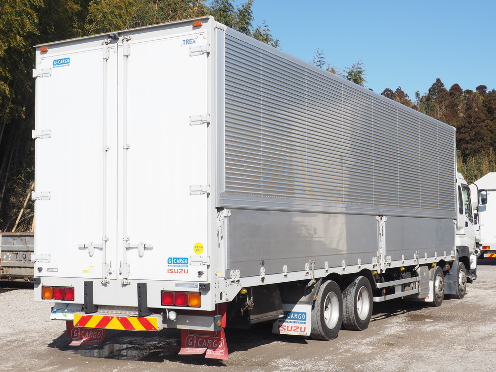 いすゞ ギガ ウイング車 大型 QKG-CYJ77A 年式 H27[写真05]