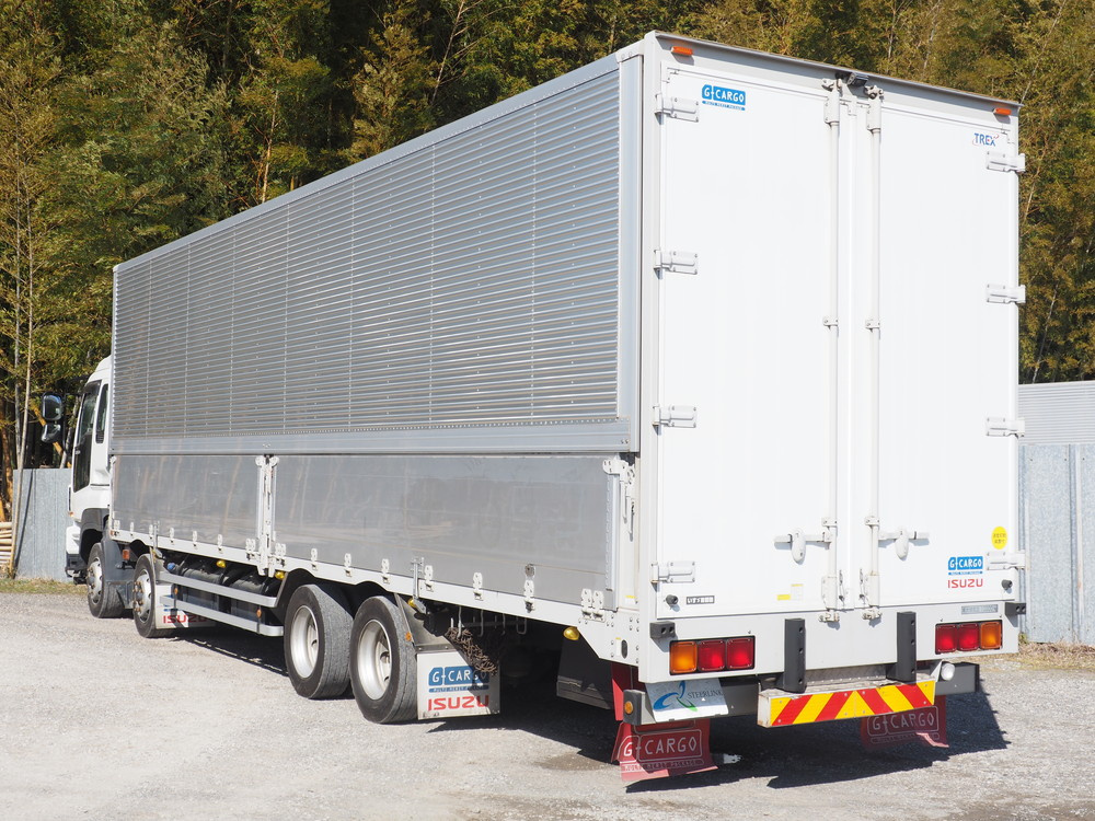 いすゞ ギガ ウイング車 大型 QKG-CYJ77A 年式 H27[写真07]