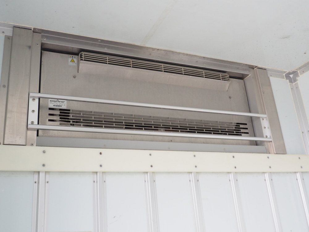 三菱ふそう キャンター 冷凍バン 小型 TKG-FEB50 年式 H26[写真28]