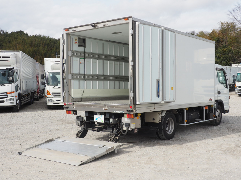 三菱ふそう キャンター 冷凍バン 小型 TKG-FEB50 年式 H26[写真16]