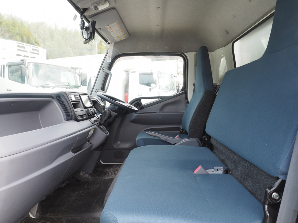 三菱ふそう キャンター 冷凍バン 小型 TKG-FEB50 年式 H26[写真52]