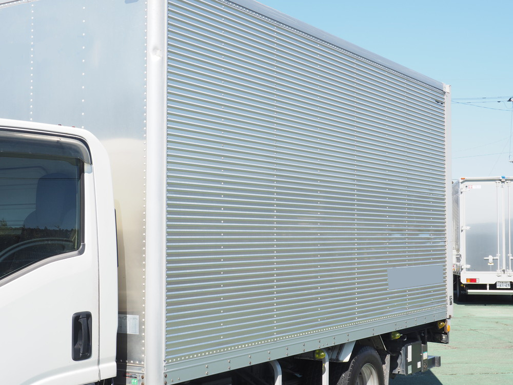 いすゞ エルフ バン車 小型 BKG-NMR85AN 年式 H21[写真13]