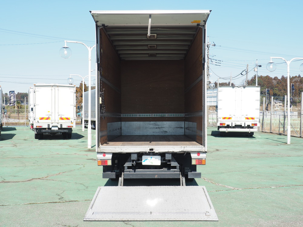 いすゞ エルフ バン車 小型 BKG-NMR85AN 年式 H21[写真16]