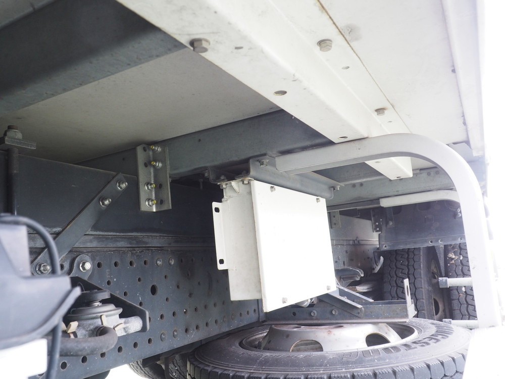 いすゞ エルフ 冷凍バン 小型 TKG-NPR85AN 年式 H25[写真48]