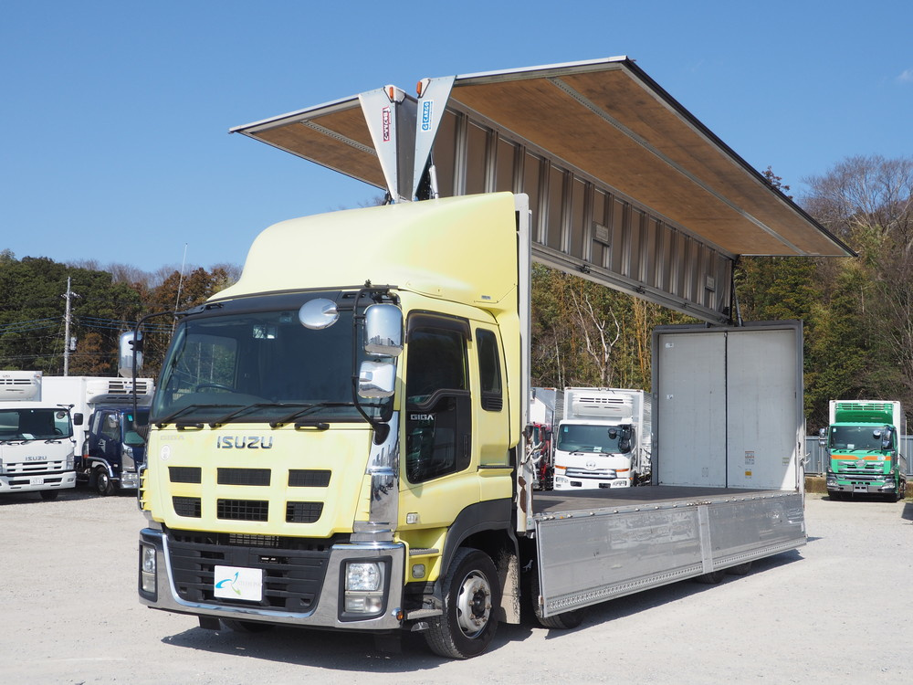 いすゞ ギガ ウイング車 大型 QKG-CYJ77A 年式 H27[写真11]