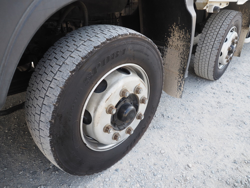 いすゞ ギガ ウイング車 大型 QKG-CYJ77A 年式 H27[写真53]