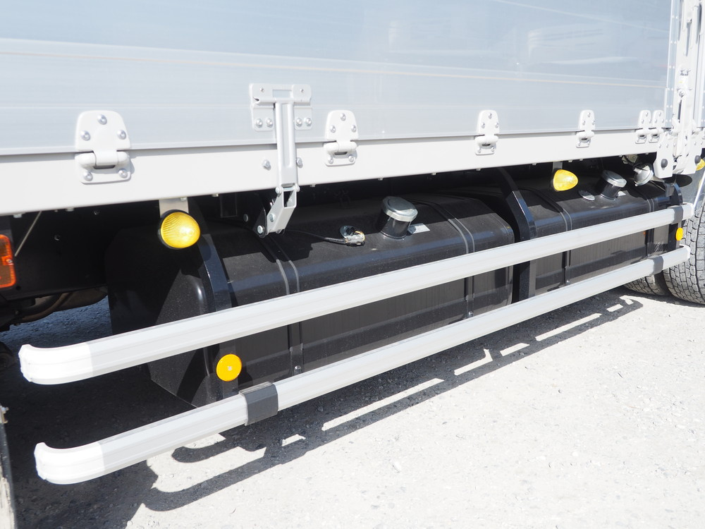 いすゞ ギガ ウイング車 大型 2PG-CYJ77C 年式 R2[写真17]