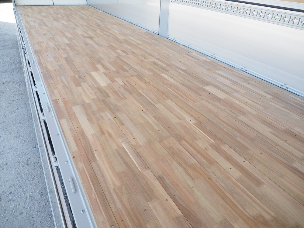 いすゞ ギガ ウイング車 大型 2PG-CYJ77C 年式 R2[写真24]