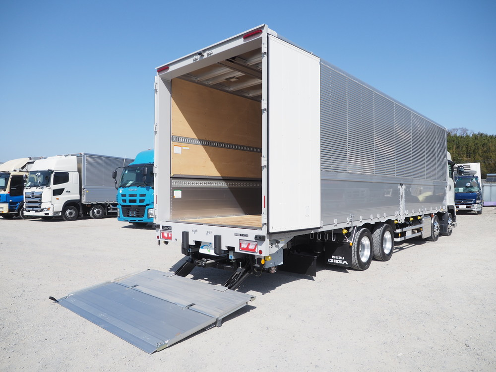 いすゞ ギガ ウイング車 大型 2PG-CYJ77C 年式 R2[写真32]