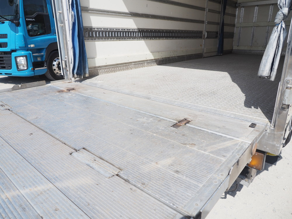 いすゞ エルフ 冷凍バン 小型 SKG-NPR85AN 年式 H23[写真24]