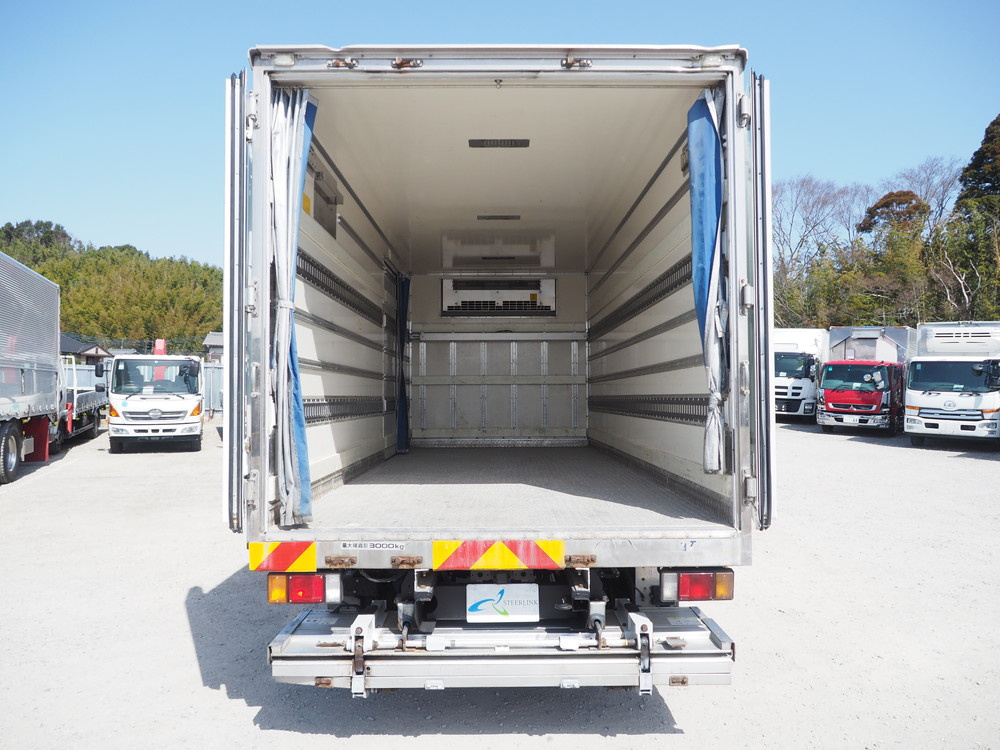 いすゞ エルフ 冷凍バン 小型 SKG-NPR85AN 年式 H23[写真17]