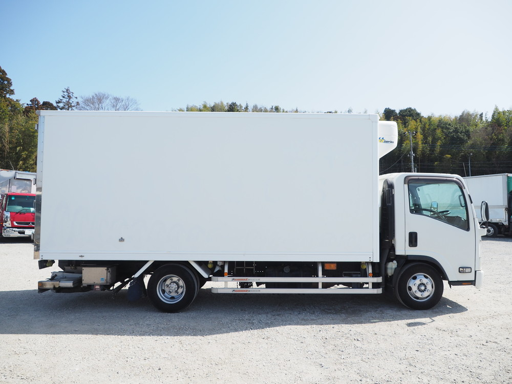 いすゞ エルフ 冷凍バン 小型 SKG-NPR85AN 年式 H23[写真09]
