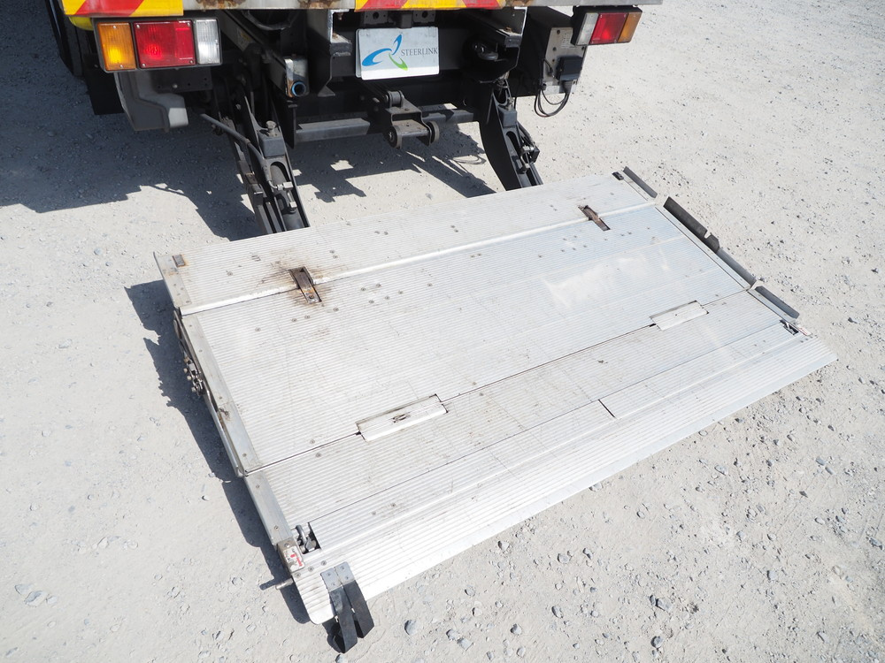 いすゞ エルフ 冷凍バン 小型 SKG-NPR85AN 年式 H23[写真25]