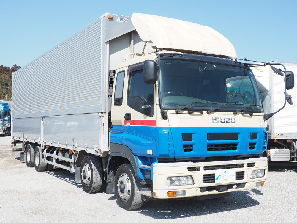 いすゞ ギガ ウイング車 大型 PDG-CYJ77W8A 年式 H21[写真05]