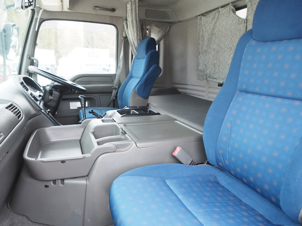 いすゞ ギガ ウイング車 大型 QKG-CYJ77A 年式 H27[写真41]