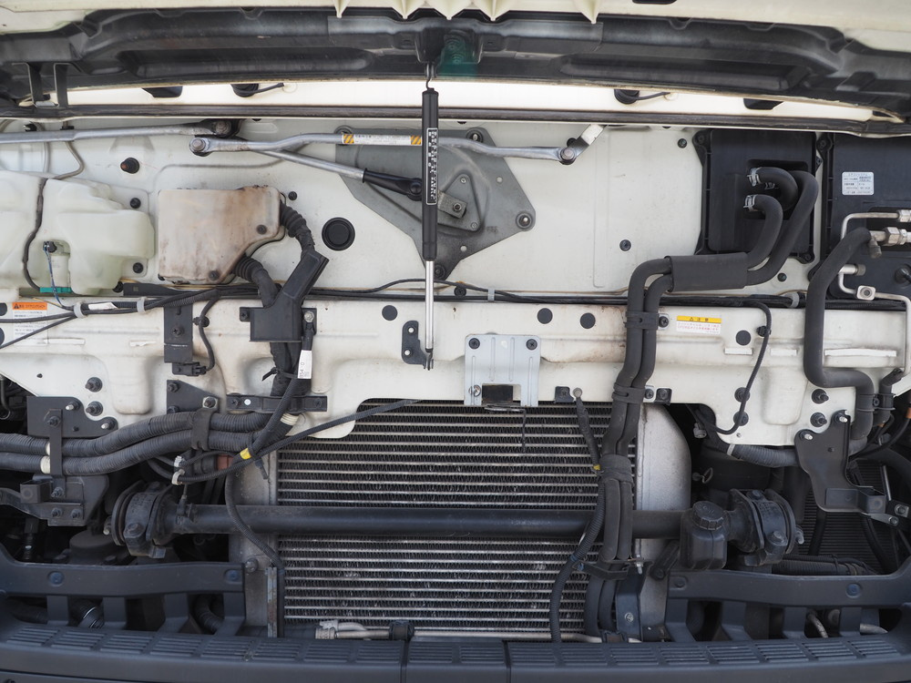 いすゞ ギガ ウイング車 大型 QKG-CYJ77A 年式 H27[写真51]