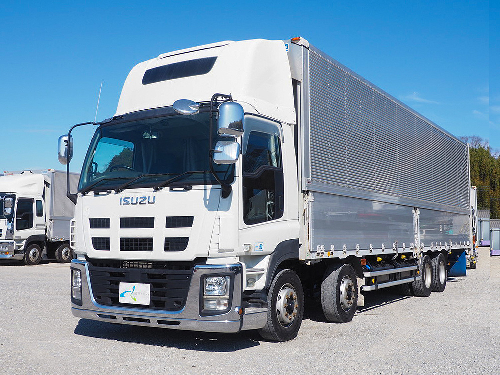 いすゞ ギガ ウイング車 大型 QKG-CYJ77A 年式 H27[写真01]