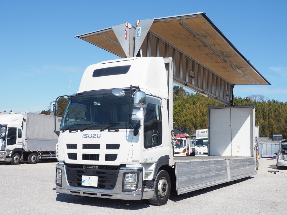 いすゞ ギガ ウイング車 大型 QKG-CYJ77A 年式 H27[写真11]
