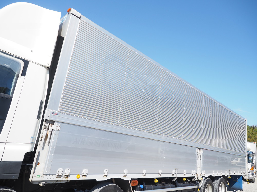 いすゞ ギガ ウイング車 大型 QKG-CYJ77A 年式 H27[写真17]