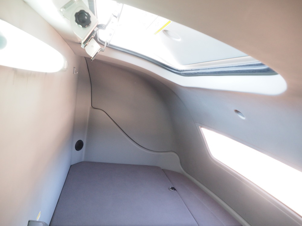 いすゞ ギガ ウイング車 大型 QKG-CYJ77A 年式 H27[写真46]