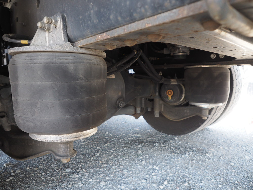 いすゞ ギガ ウイング車 大型 QKG-CYJ77A 年式 H27[写真53]