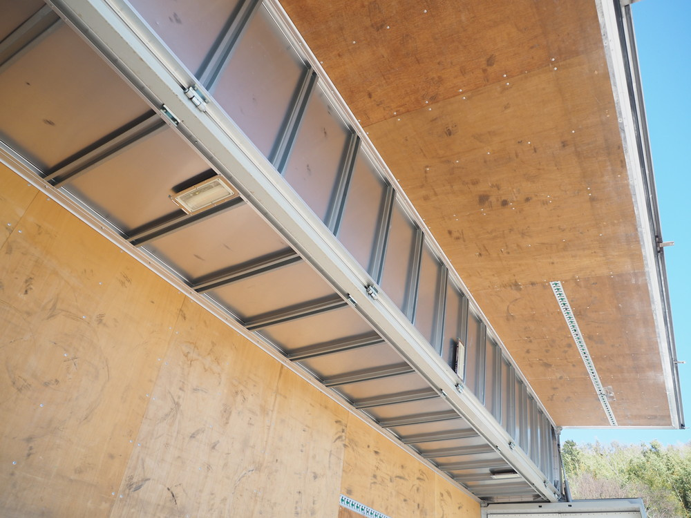 三菱ふそう スーパーグレート ウイング車 大型 LKG-FS54VZ 年式 H24[写真23]